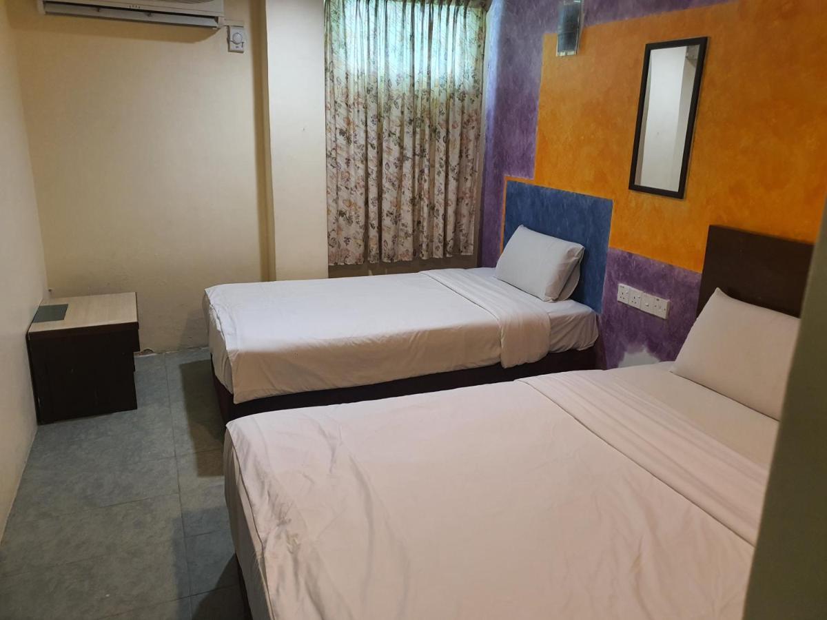 Avaria Boutique Hotel 3*